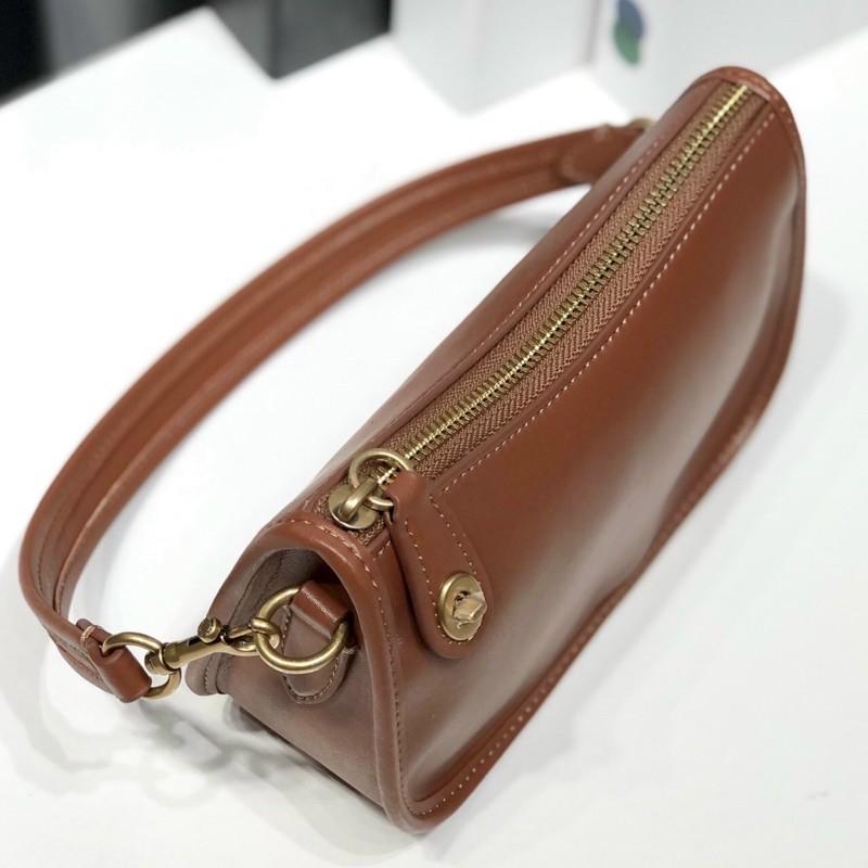 TÚI COACH SWINGER C2643