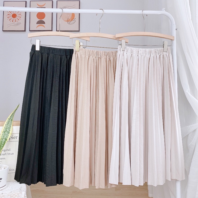 Chân váy xếp li dài