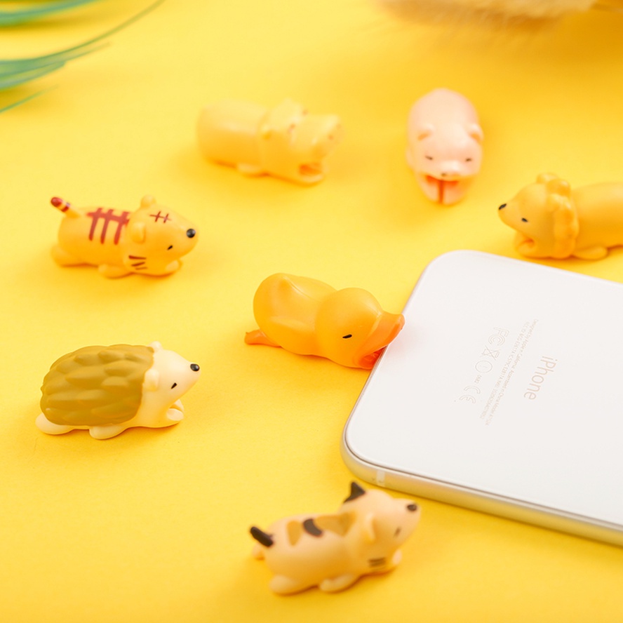 Vỏ Bọc Bảo Vệ Dây Cáp Sạc USB Hình Thú Hoạt Hình Dễ Thương Cho iPhone Samsung Huawei Oppo