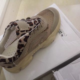 Order Giày lưới da beo đủ size
