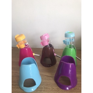 Đế bình nước cho thú cưng- chuột Hamster ( không kèm bình )