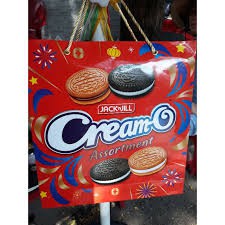 Bánh quy Cream-O hộp sắt 411 gram kèm túi xách giấy
