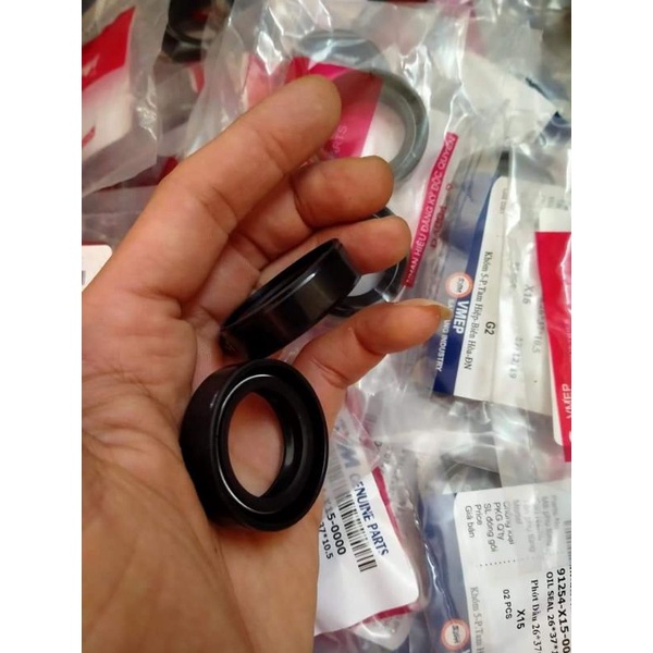 Phớt sóc SYM lắp chung Dream, Wave