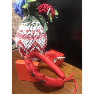 Mấn đội đầu cho bé xinh xắn, thêu hoa