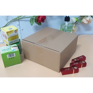 Hộp carton giấy SC03 (20x20x10cm)
