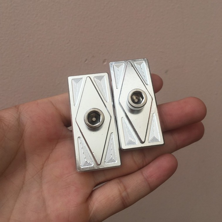 Nắp tăng sên âm Winner Sonic tặng kèm bộ ốc vít mẫu hình thoi chất liệu nhôm cnc cao cấp dày cứng cáp