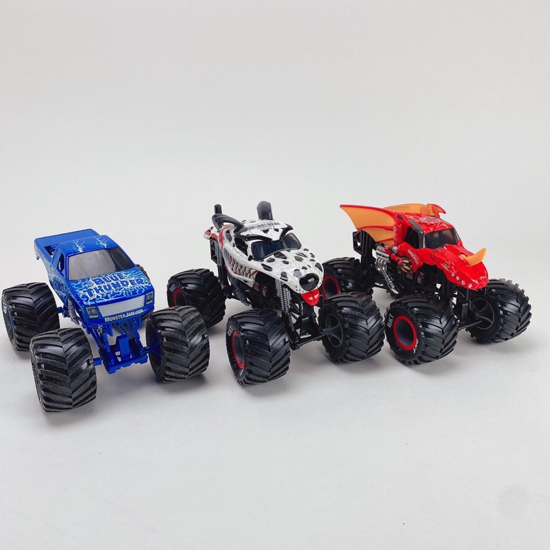 Monster Jam - xe tải quái vật hàng cao cấp