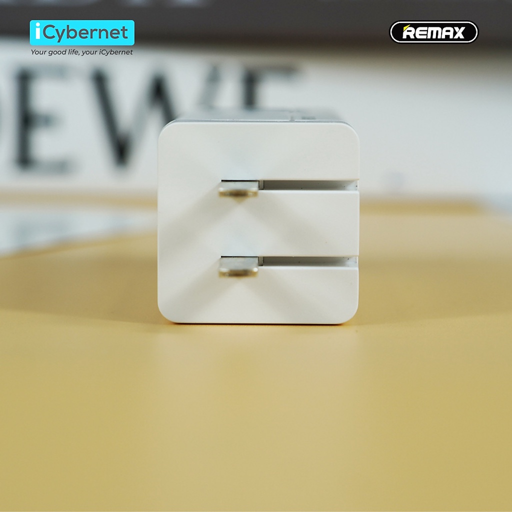 Củ sạc nhanh đa năng 5 cổng 4USB +1 typeC Remax RP-U66 công suất 35.5W - Hàng chính hãng