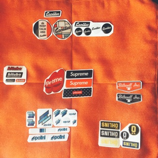 Miếng Dán Sticker Supreme xe máy, mũ bảo hiểm