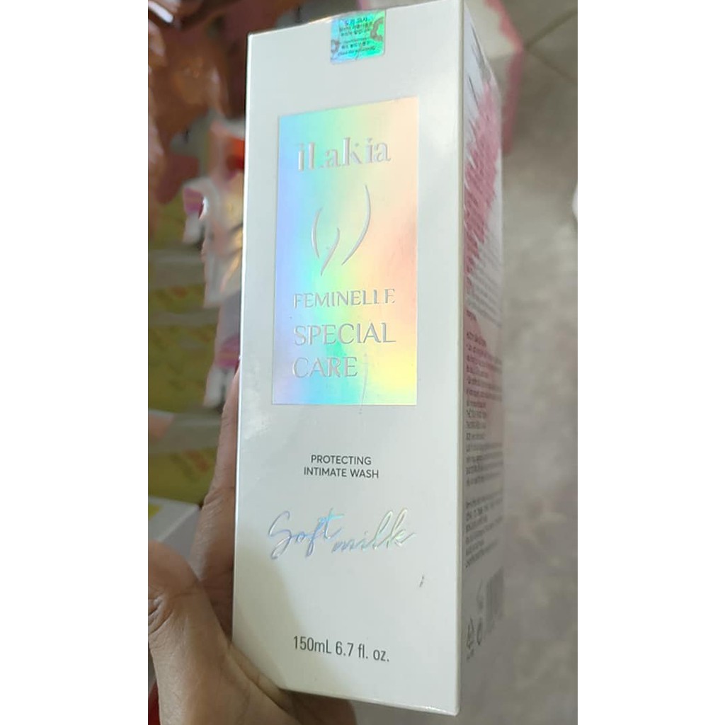 Dung Dịch Vệ Sinh Phụ Nữ Ilakia Feminelle Special Care Soft Milk 150ml