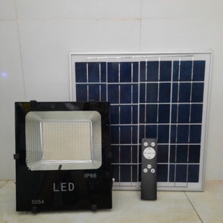 Đèn led năng lượng mặt trời 50w