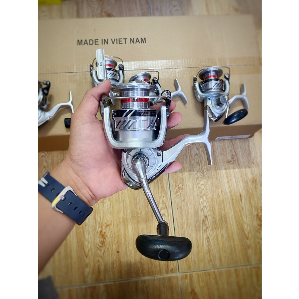 Máy câu Daiwa Crossfire LT