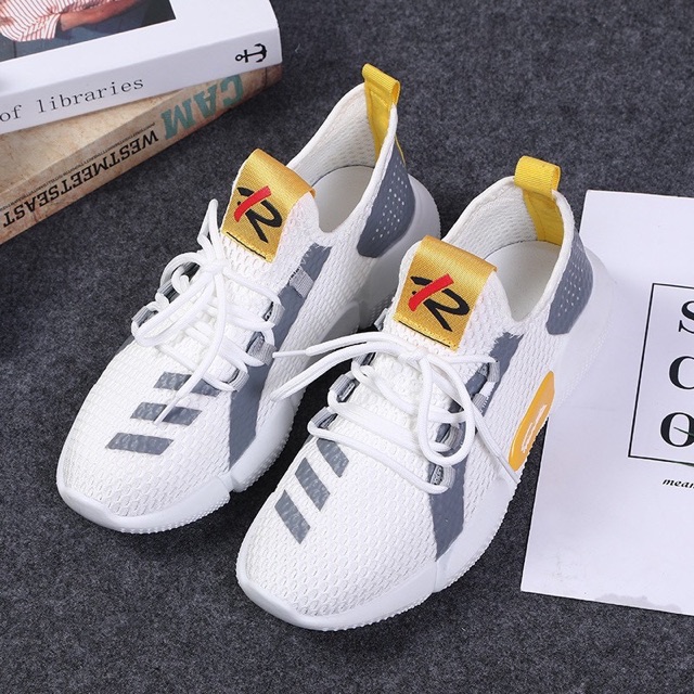 [Mã FAMAYMA2 giảm 10K đơn 50K] Giầy thể thao chữ RRR trắng đế R mác vàng | BigBuy360 - bigbuy360.vn