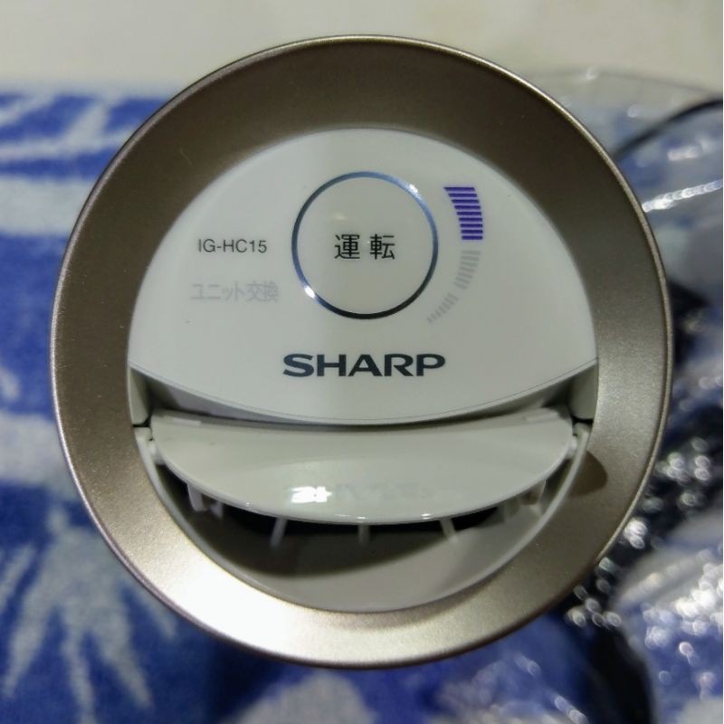 Mới 100% - Máy lọc ko khí cho ô tô Sharp Made in Thailand bản nội địa Nhật.