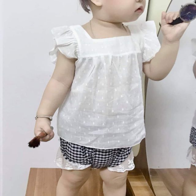 Set canh tien bé gái