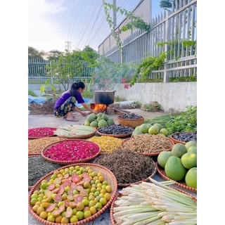 DẦU GỘI THẢO DƯỢC QUÊ NHÀ