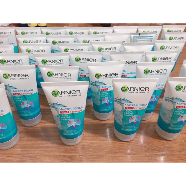 Sữa rửa mặt 3 in 1 Garnier Nga