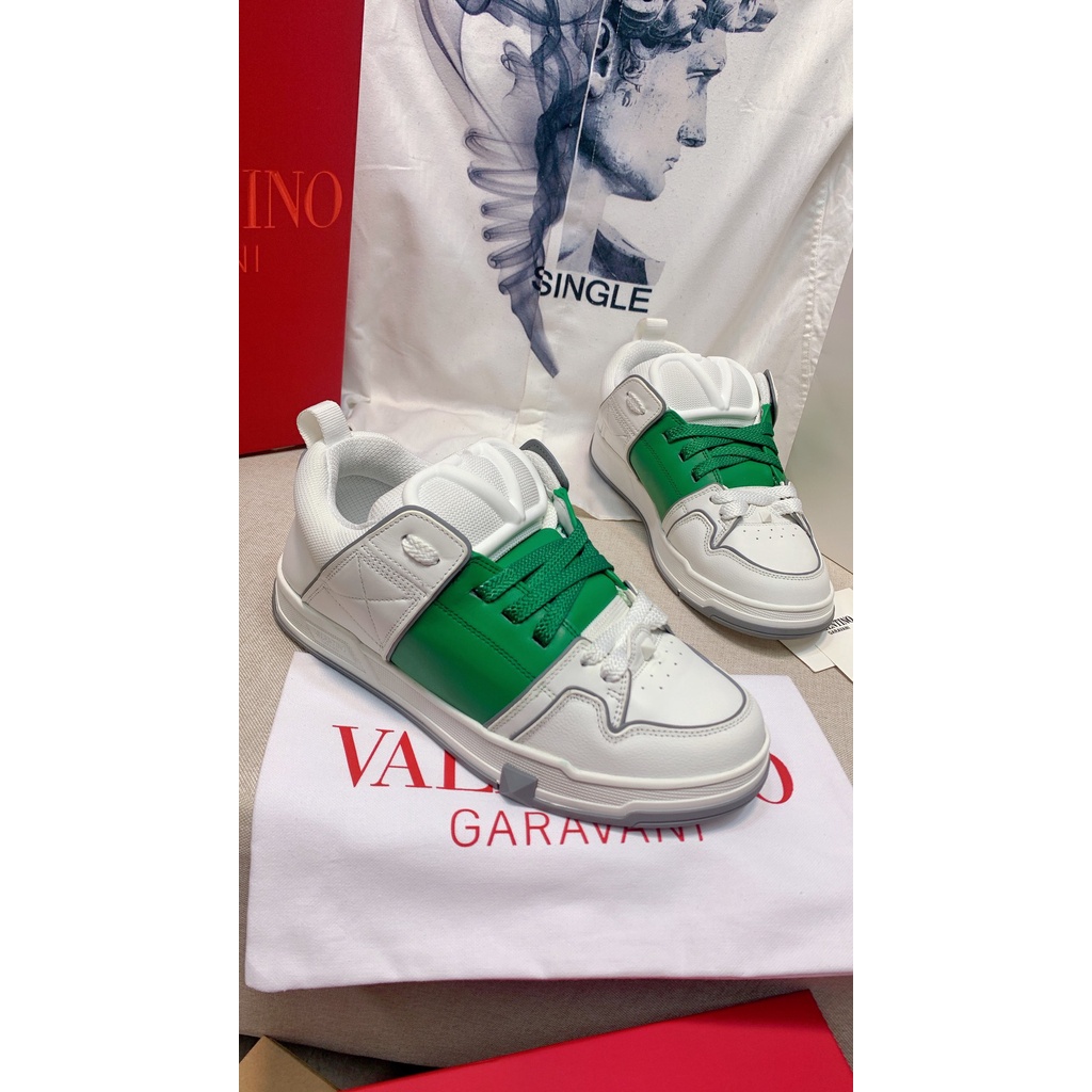 Giày sneaker da thật thời trang cao cấp Valentino phong cách trẻ trung, năng động