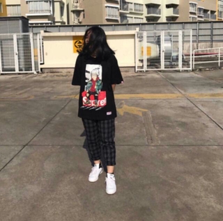 Quần baggy kẻ caro