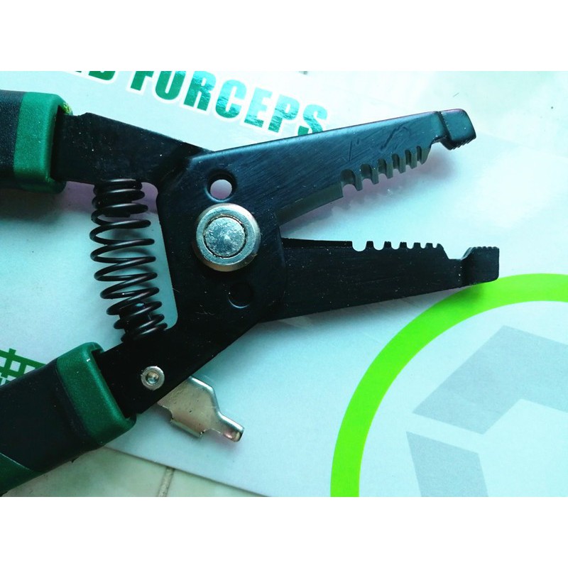 Kìm tuốt dây điện cán cong