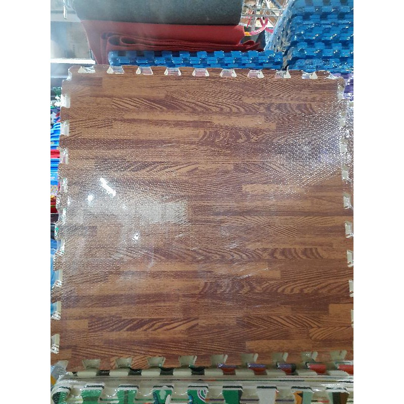 BỊCH THẢM XỐP VÂN GỖ  KT 50X50