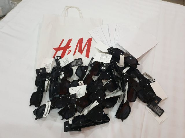 Kính H&M