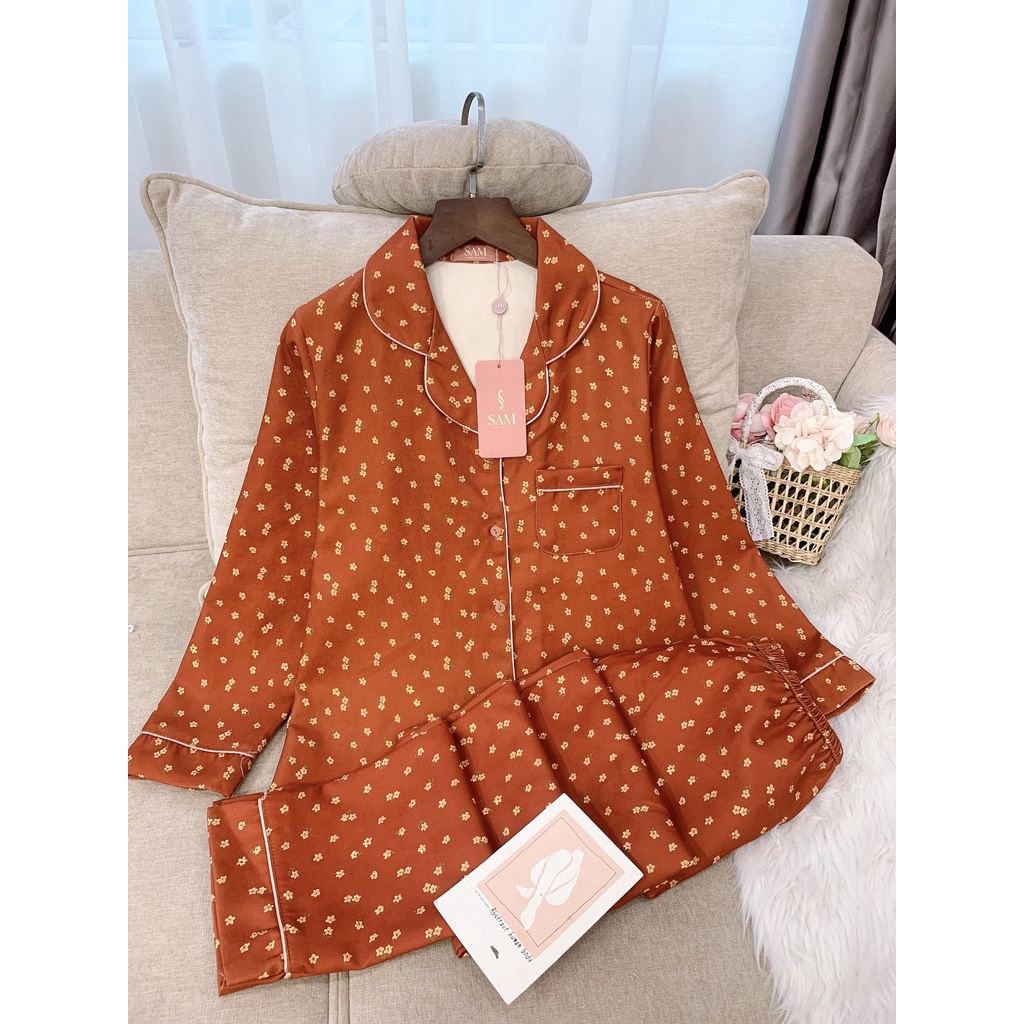 Bộ đồ PIJAMA mặc nhà hãng SAM. SET đồ ngủ chất nhung tăm thiết kế dáng dài, họa tiết hoa nhí đơn giản, nhẹ nhàng