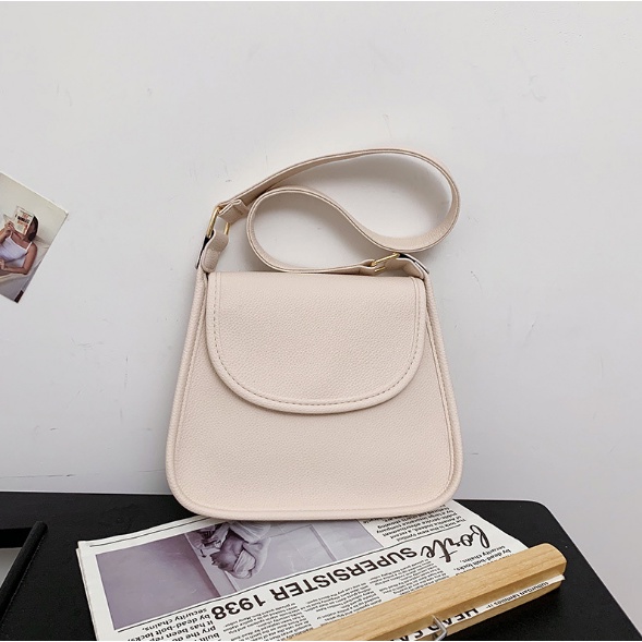 Túi kẹp nách da sần giá yêu P097