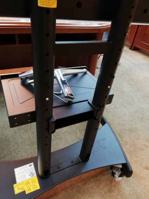 Giá treo tivi di động nb ava1800 - 70 - 1P 55 - 85 Inch cột kệ treo tivi có bánh xe di chuyển  Khoẻ Hơn NB AVA1500