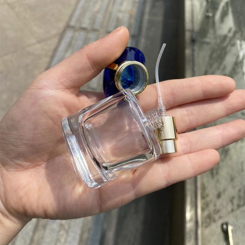 Lọ Chiết Nước Hoa Dạng Xịt Bằng Kính 30ML Nhỏ Gọn Cao Cấp Cho Du Lịch
