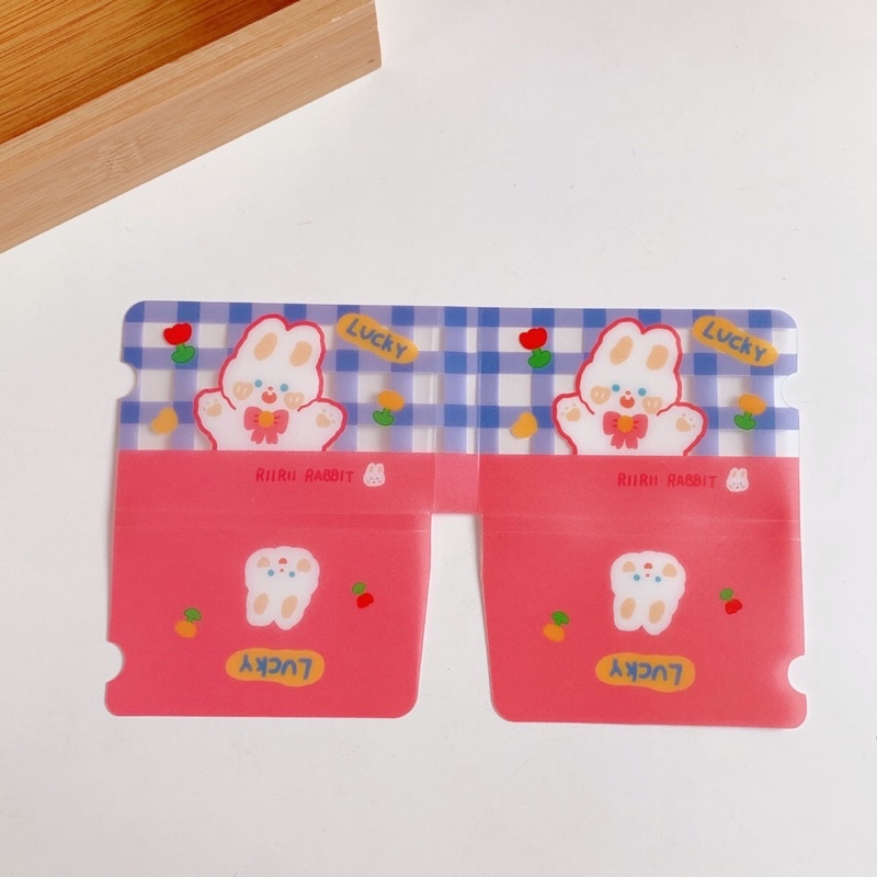 Set 3 Miếng Kẹp Giữ Khẩu Trang Y Tế Gấp Gọn Hoạt Hình Cute