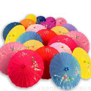 Ô cổ trang dùng làm đạo cụ chụp ảnh và trang trí