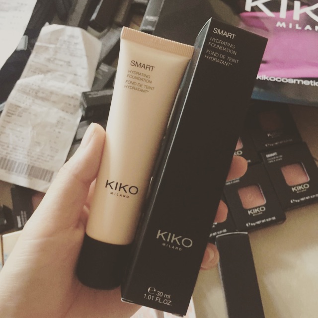 KEM NỀN KIKO SMART HYDRATING Foundation | BigBuy360 - bigbuy360.vn