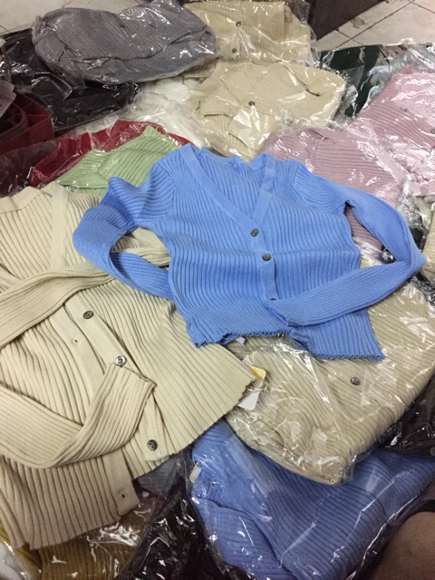 Áo len cardigan