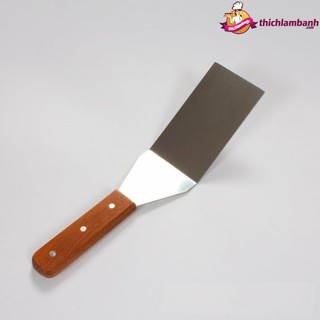 Xẻng xúc bánh lưỡi vuông