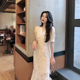 Váy midi dáng dài Pháp cổ điển mùa hè phong cách tây eo thon gọn cổ chữ V đuôi cá ngắn tay