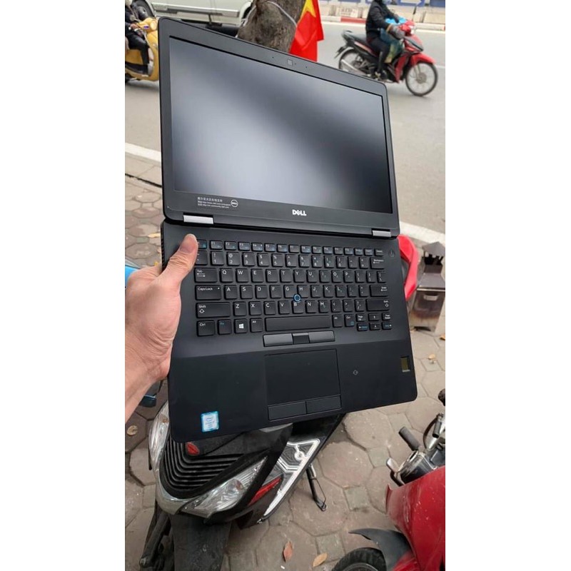 Dell 7470 coẻ i5/8gb/ssd256gb