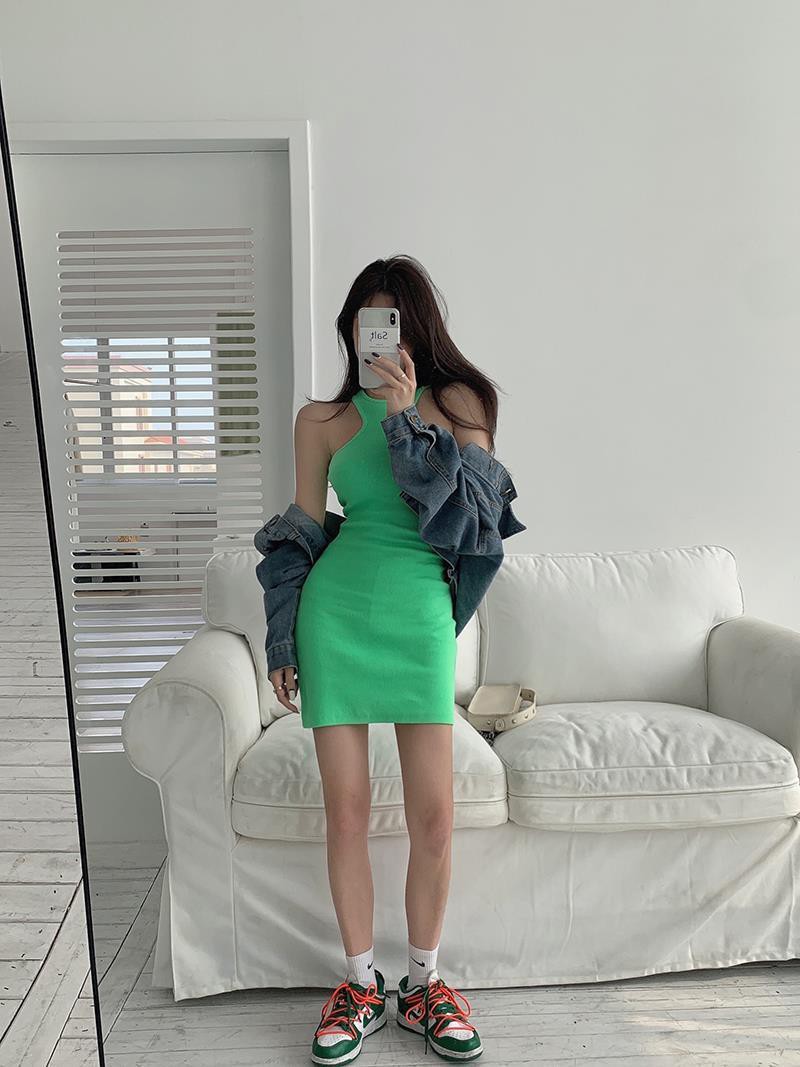 Đầm Ôm Cổ Yếm Phong Cách Âu Mỹ Quyến Rũ Cho Nữ 2021 | BigBuy360 - bigbuy360.vn