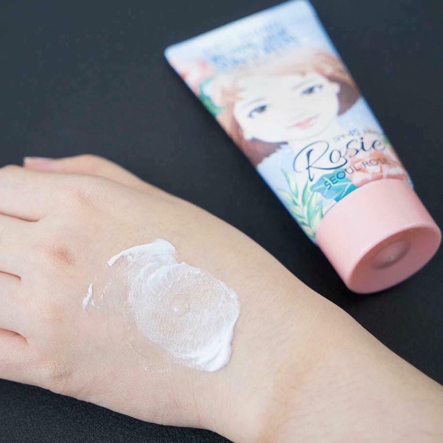(New 2019) Kem chống nắng Rosie First Essence Whitening Serum Sunscreen SPF45/PA+++ | BigBuy360 - bigbuy360.vn