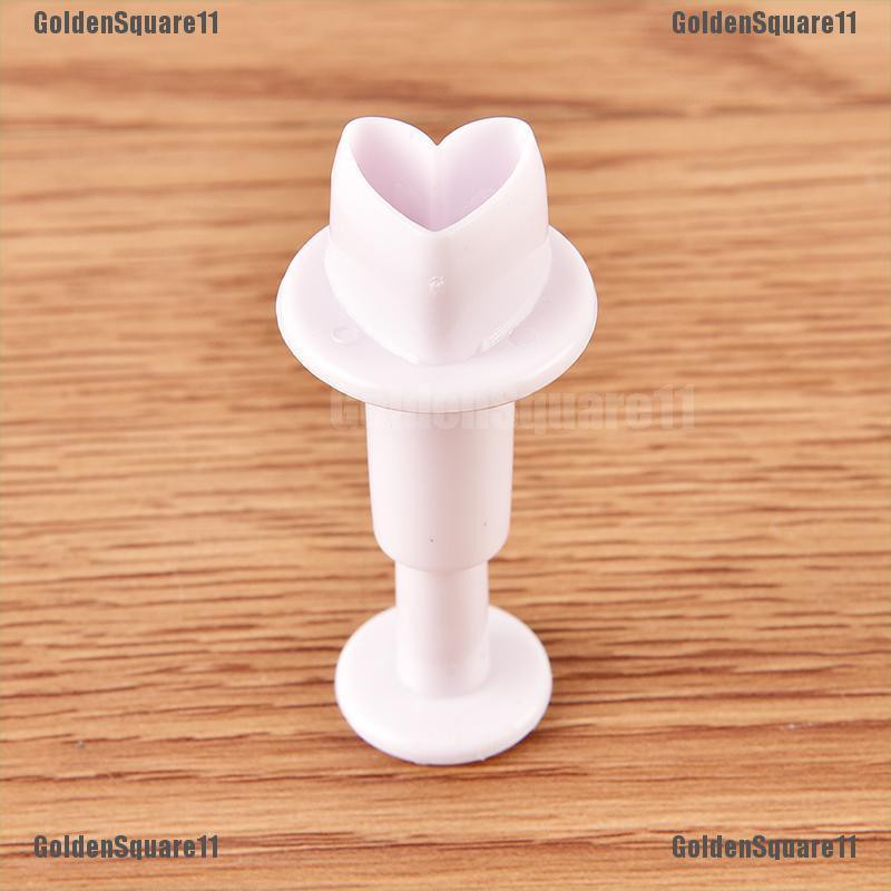 Khuôn Cắt Bánh Hình Trái Tim Dễ Thương