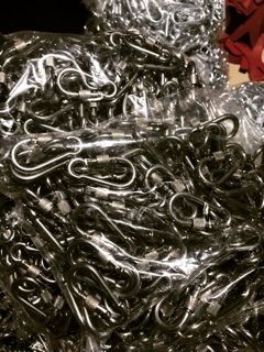 Móc inox vặn ren 6li