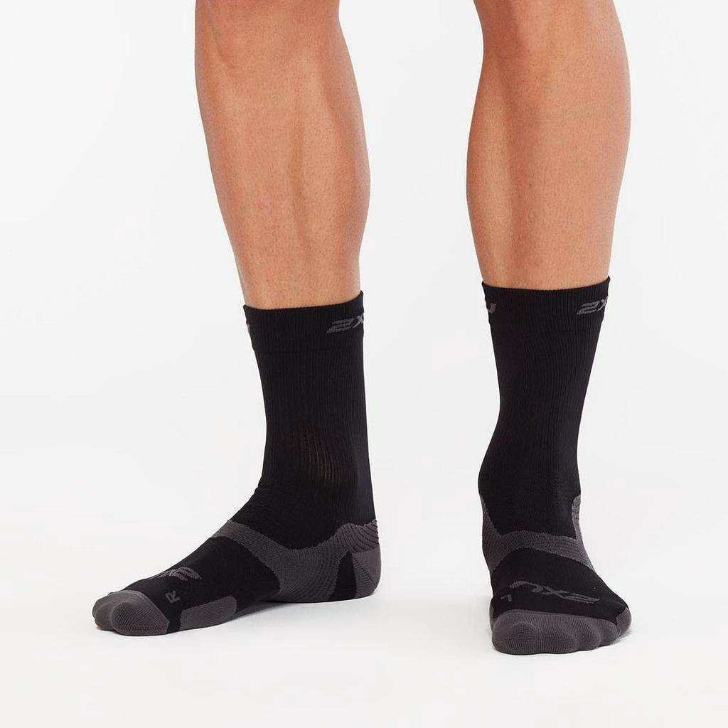 Vớ chạy bộ 2XU VECTR Light Cushion Crew