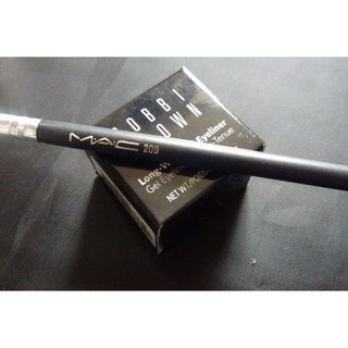 Cọ trang điểm MAC #209 eye liner brush