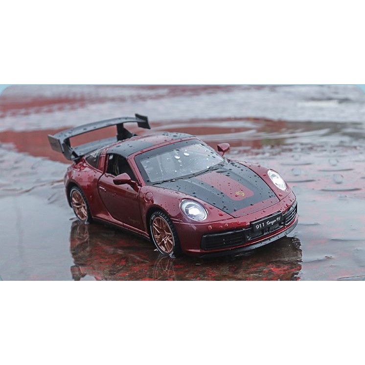 Xe mô hình kim loại Porsche 911 Targa 4S tỷ lệ 1:32