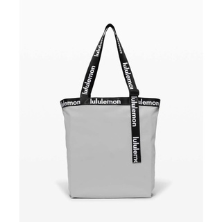 The Rest is Written Tote - Lulu.lemon