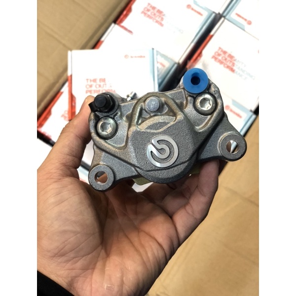 Heo dầu Brem.bo logo lớn 50A . Có hỗ trợ bass cho các dòng xe