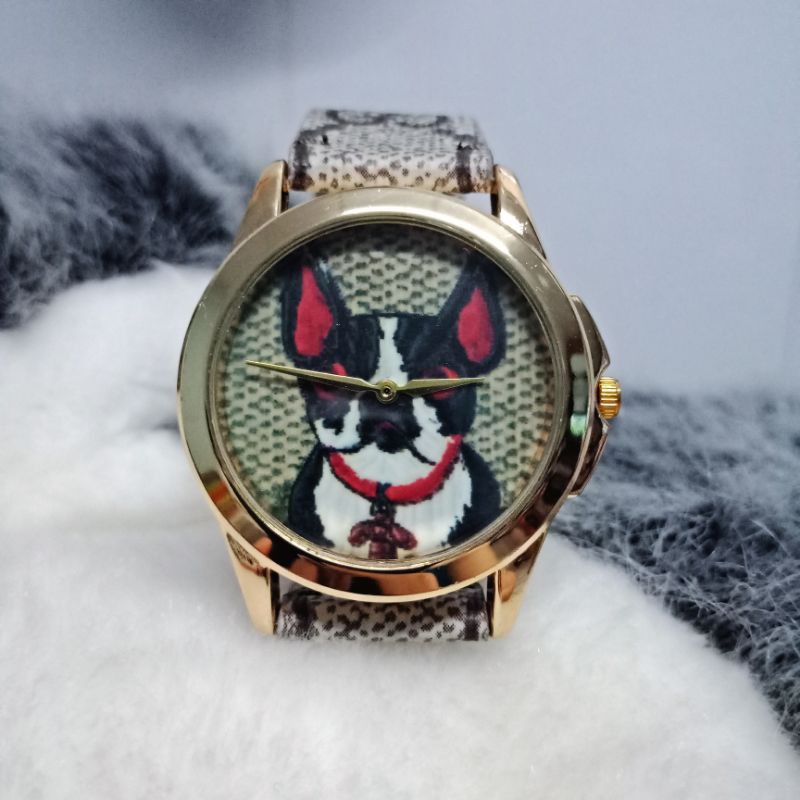 😊Thanh lý Đồng hồ Nữ Gu.cci Timeless mặt tròn case 40 dây đeo da họa tiết dễ thương 😊