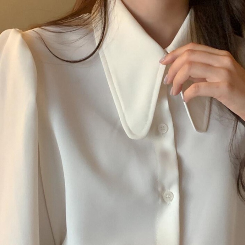Áo sơ mi IELGY tay dài cổ chữ V màu trắng dễ thương