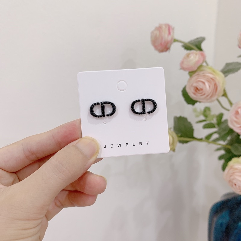 Khuyên tai CD đen[ Hàng mới về]