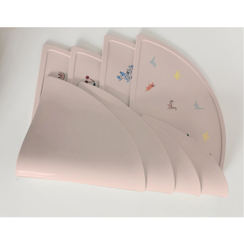 Tấm Lót Bàn Ăn Bằng Silicone Chống Trượt Tiện Dụng Cho Bé